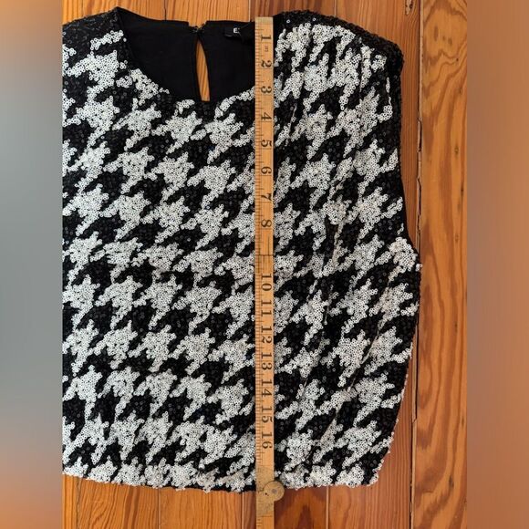 NWT Express Sequined Top - Picture 5 of 8